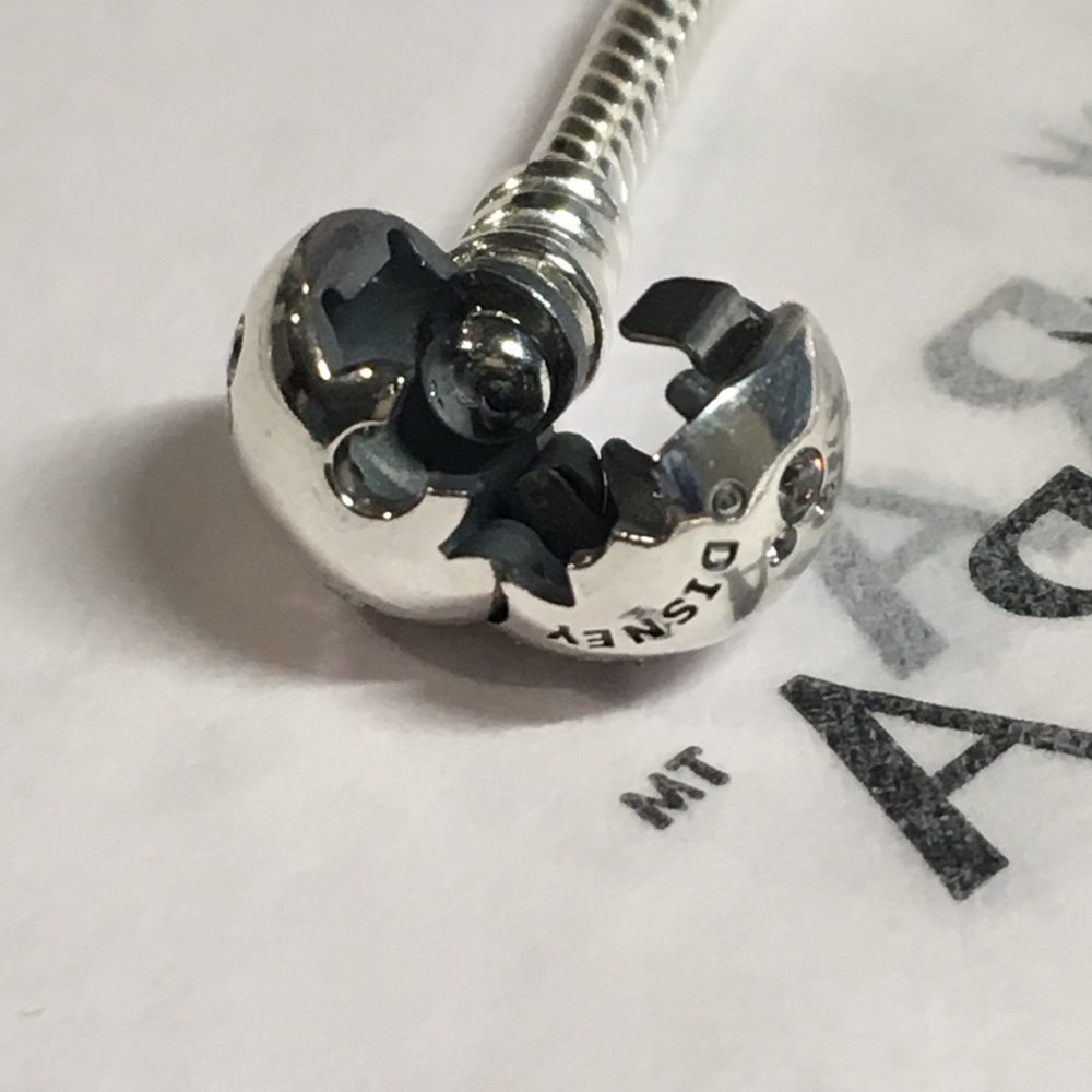 Pandora Disney Mickey Bracelet - Picture 5 of 6